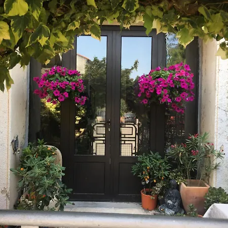 Apartamento La Maison Du Canal- Vue Canal- L'ere Du Temps Homps (Aude)